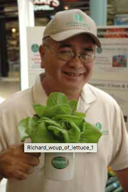 richard-with-lettuce